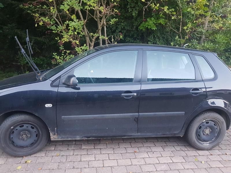 Schwarz Gebraucht 2004 VW Polo Kleinwagen | 999 € (Superpreis) - Bild 1/4