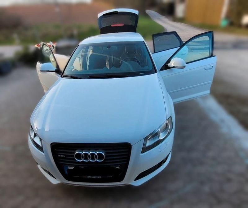 Gebraucht Audi A3 S-Line 160 PS (117 kW) 2009 Weiß Kleinwagen