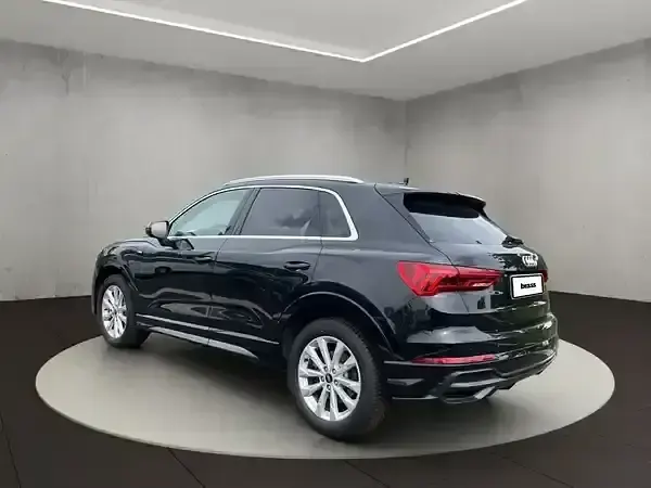 Gebraucht Audi Q3 S-Line 245 PS (180 kW) 2022 Mythosschwarz metallic SUV
