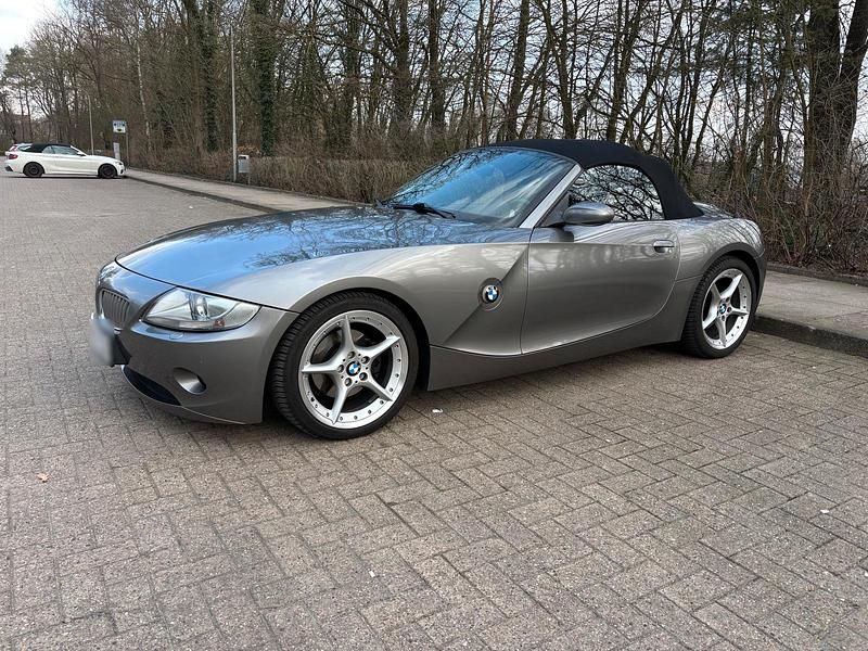 Gebraucht BMW Z4 230 PS (169 kW) 2004 Grau Cabrio
