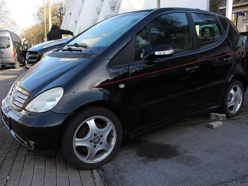 Gebraucht Mercedes A210 140 PS (102 kW) 2002 Schwarz Limousine