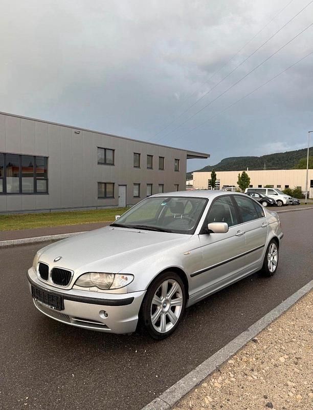 Gebraucht BMW 330 231 PS (169 kW) 2003 Silber Limousine