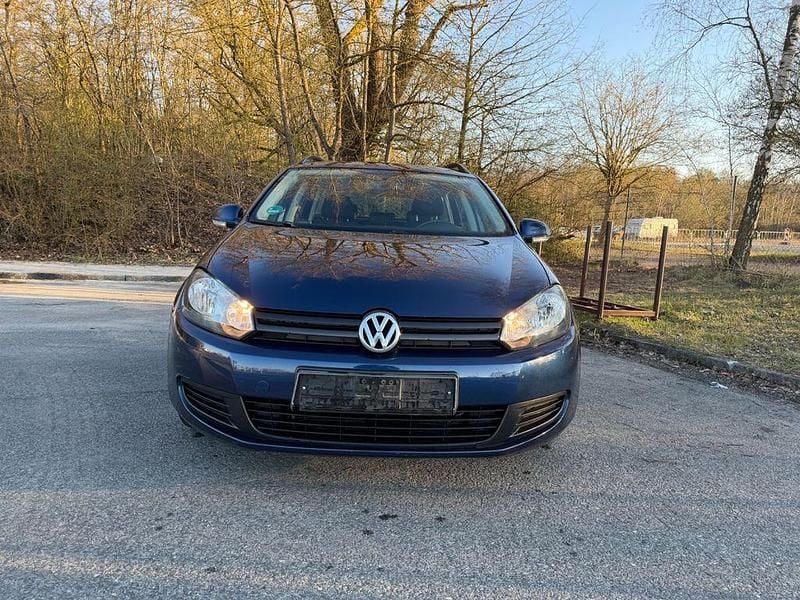 Gebraucht VW Golf VI Trendline 105 PS (77 kW) 2010 Blau Kleinwagen