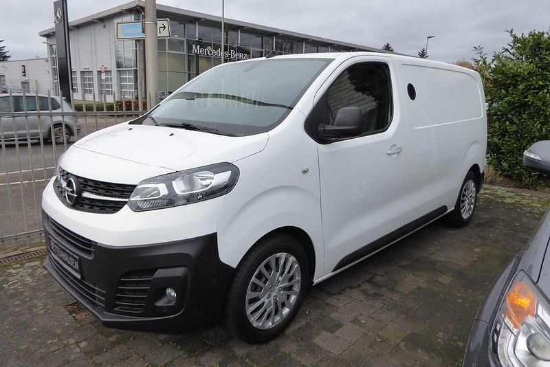 Weiß Gebraucht 2019 Opel Vivaro Edition Van | 14.990 € (Superpreis) - Bild 1/4