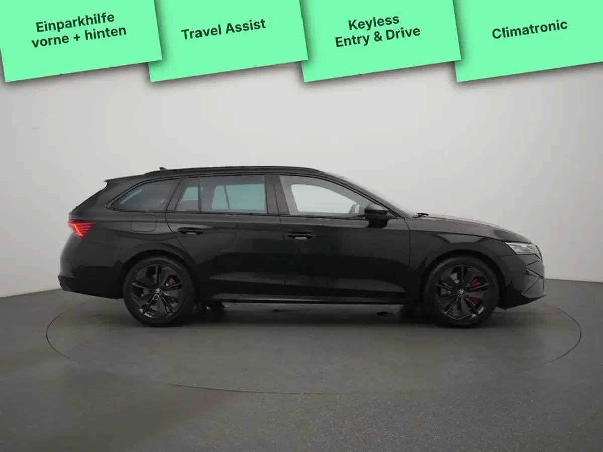 Neu Skoda Octavia RS 265 PS (194 kW) 2026 Blackmagic Kombi