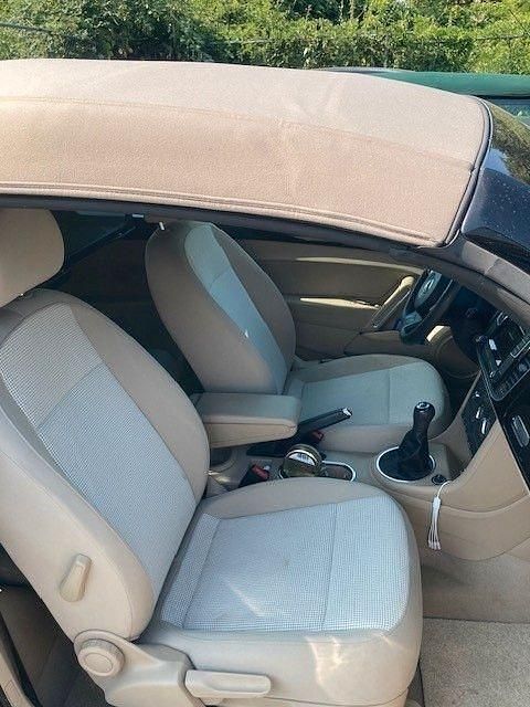 Gebraucht VW Beetle Cabriolet 105 PS (77 kW) 2016 Schwarz Cabrio