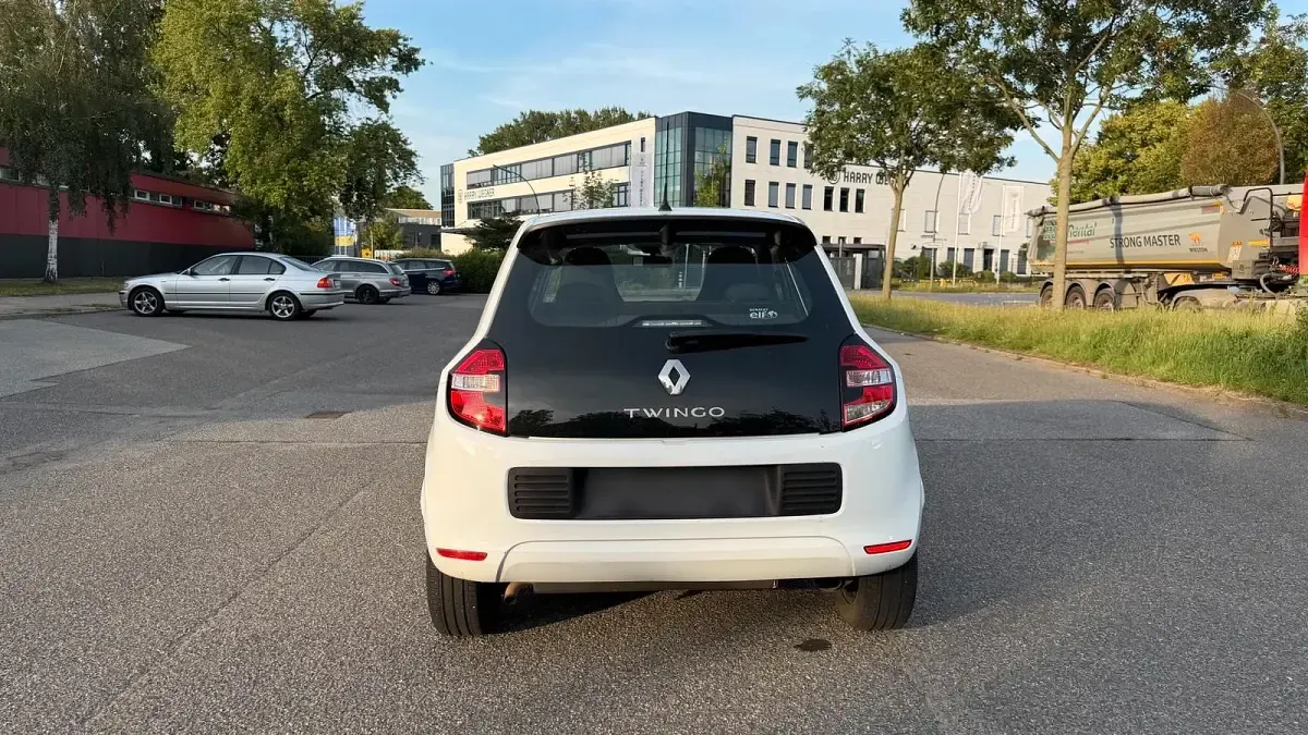 Gebraucht Renault Twingo 69 PS (50 kW) 2018 Weiß Kleinwagen