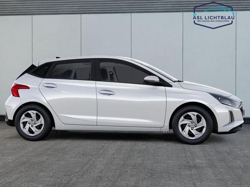 Neu Hyundai i20 Select 90 PS (66 kW) 2026 Wählbar Kleinwagen