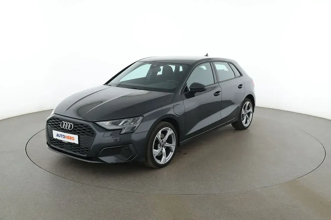 Gebraucht Audi A3 116 PS (85 kW) 2022 Limousine