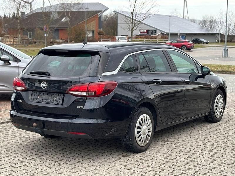 Gebraucht Opel Astra Edition 136 PS (100 kW) 2018 Blau Kombi