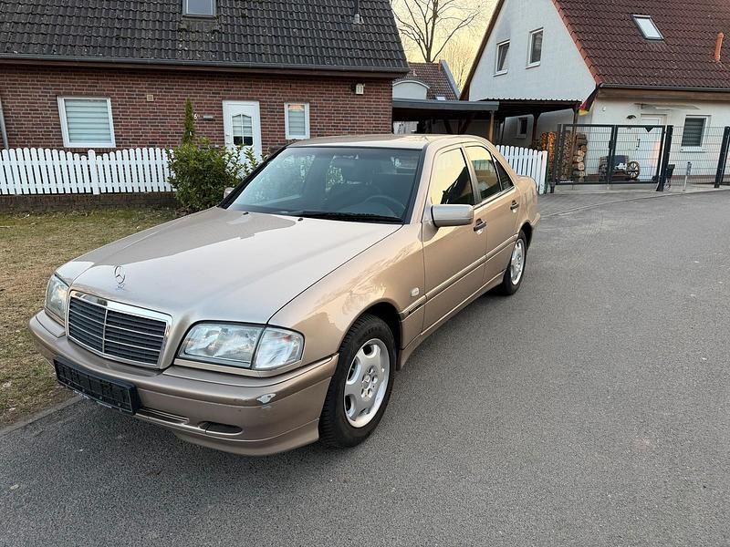 Gebraucht Mercedes C200 136 PS (100 kW) 2000 Limousine