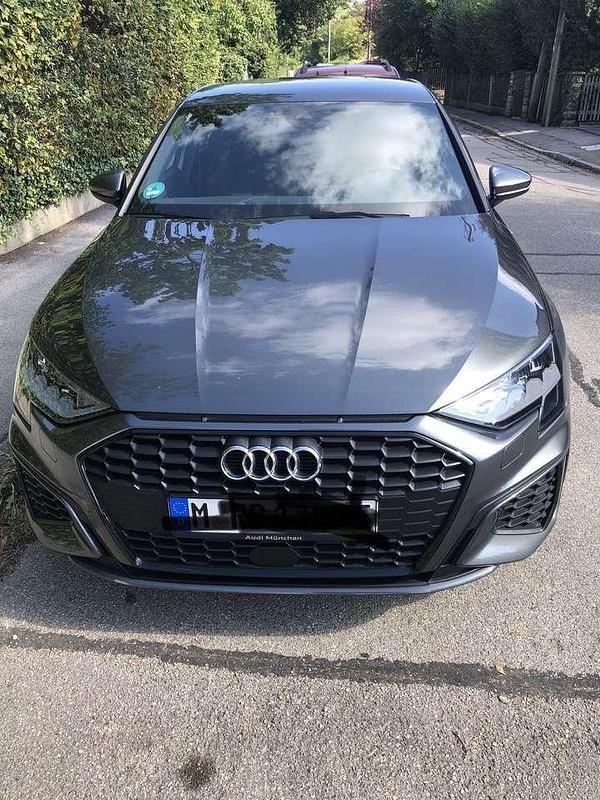 Gebraucht Audi A3 e-tron S-Line 204 PS (150 kW) 2022 Grau Kleinwagen