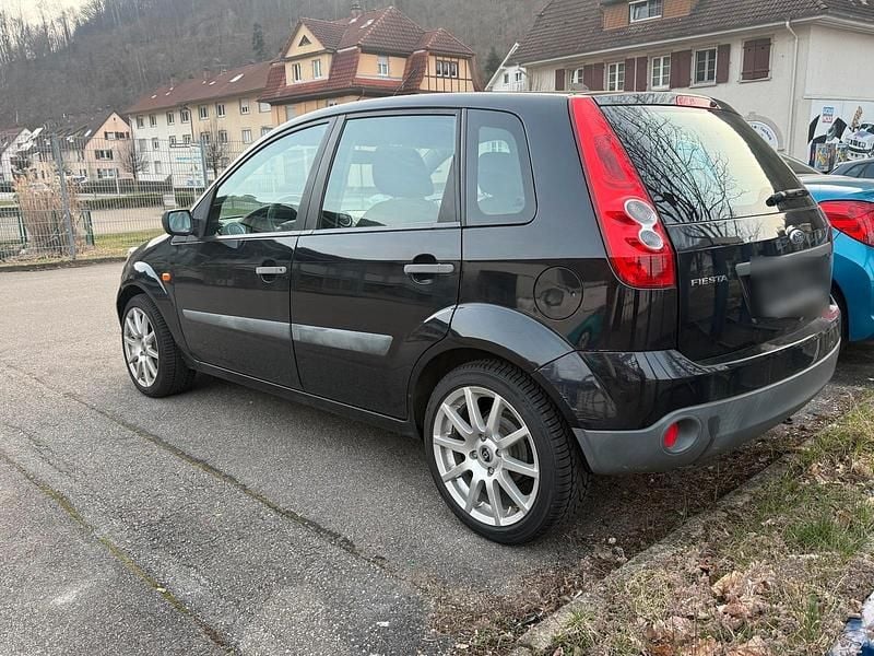 Gebraucht Ford Fiesta 80 PS (58 kW) 2006 Kleinwagen