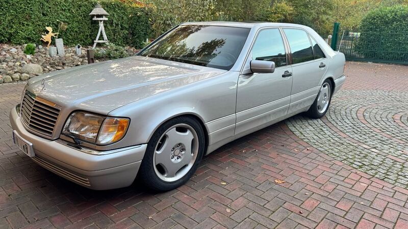 Silber Gebraucht 1997 Mercedes S420 Limousine | 14.990 € (Etwas zu teuer) - Bild 1/4