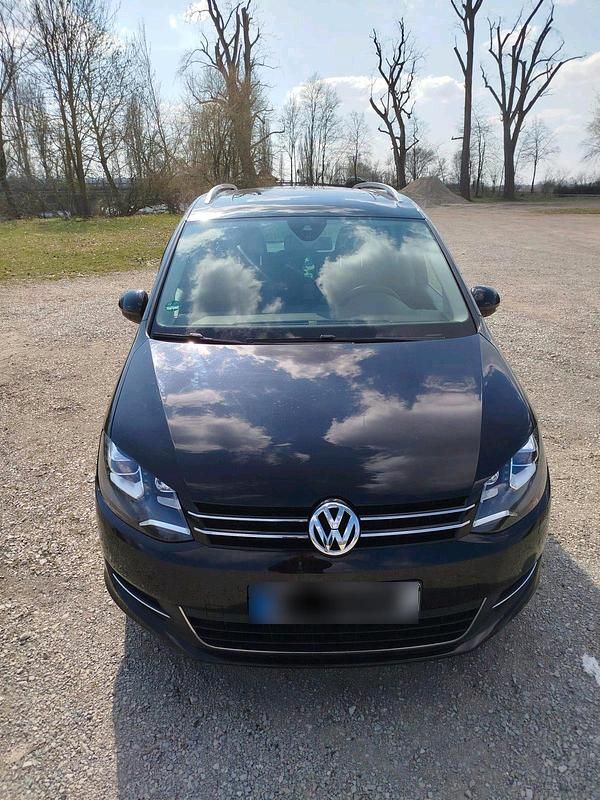 Gebraucht VW Sharan 140 PS (102 kW) 2012 Schwarz Van / Kleinbus