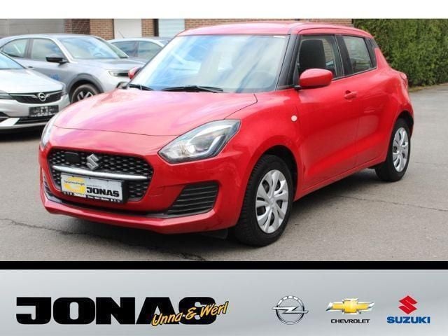 Rot Gebraucht 2021 Suzuki Swift Club Kleinwagen | 10.990 € (Superpreis) - Bild 1/3