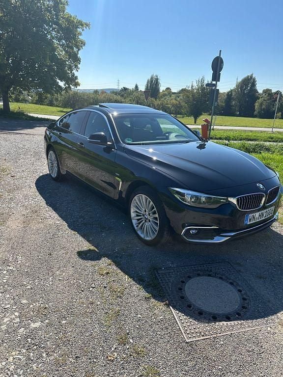 Schwarz Gebraucht 2017 BMW 440 Luxury Line Coupé | 28.900 € (Superpreis) - Bild 1/4