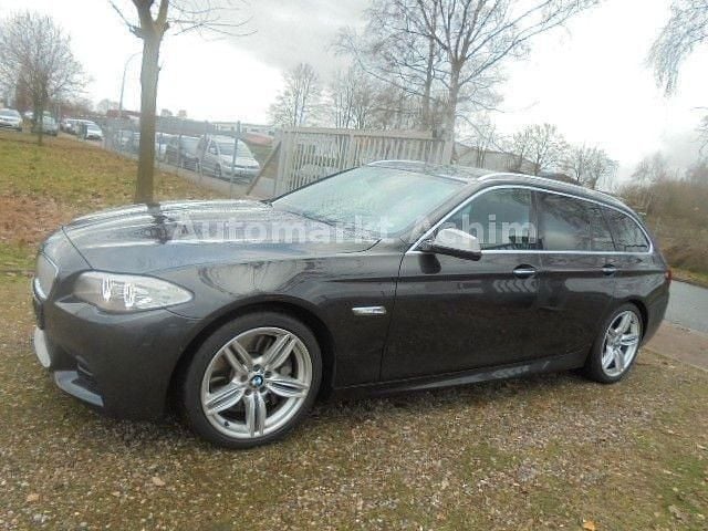 Gebraucht BMW M550 Performance 381 PS (280 kW) 2012 Grau Limousine