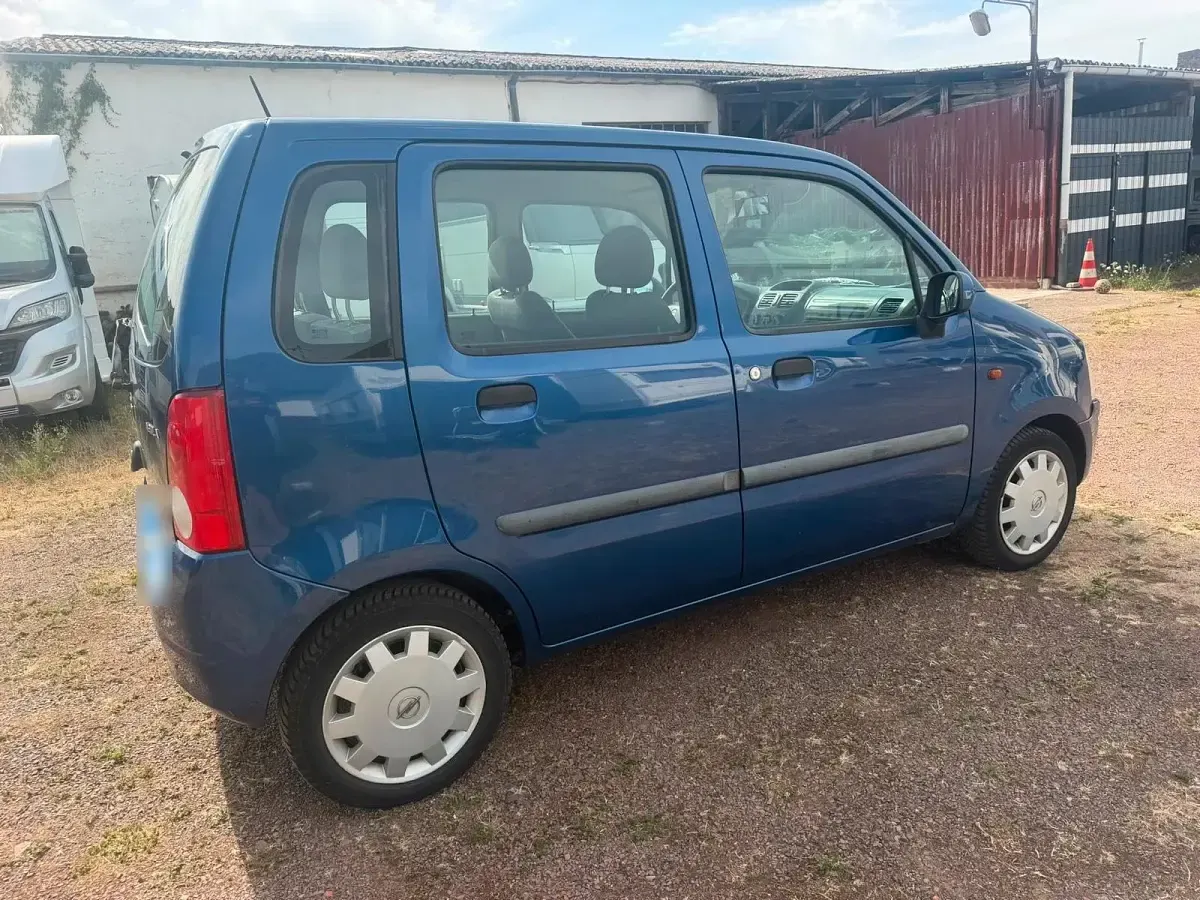 Gebraucht Opel Agila 60 PS (44 kW) 2002 Blau Van / Kleinbus