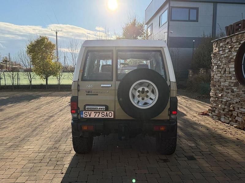 Gebraucht Toyota Land Cruiser 125 PS (91 kW) 1996 Beige SUV