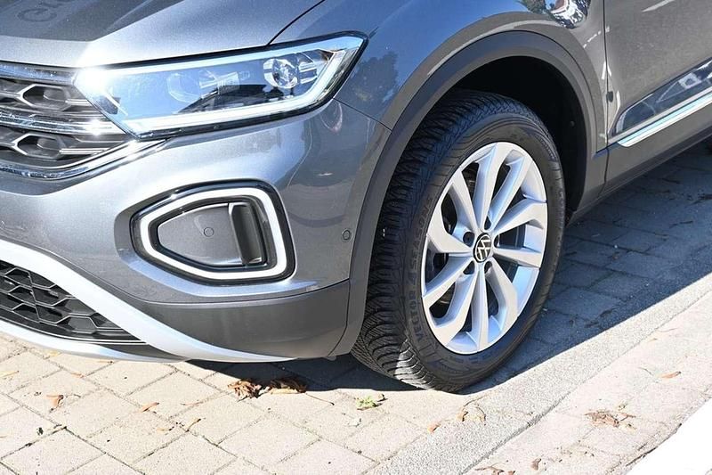 Gebraucht VW T-Roc Style 150 PS (110 kW) 2024 Grau SUV