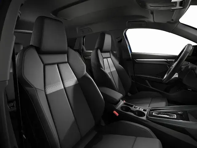 Gebraucht Audi A3 e-tron Comfort 204 PS (150 kW) 2025 Navarrablau metallic Kleinwagen