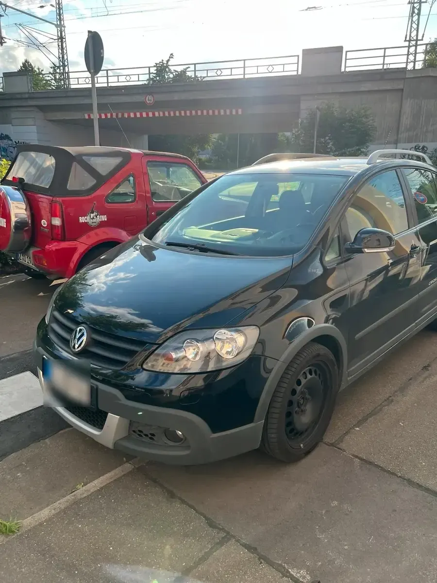 Gebraucht VW Golf VI 105 PS (77 kW) 2008 Schwarz Kleinwagen