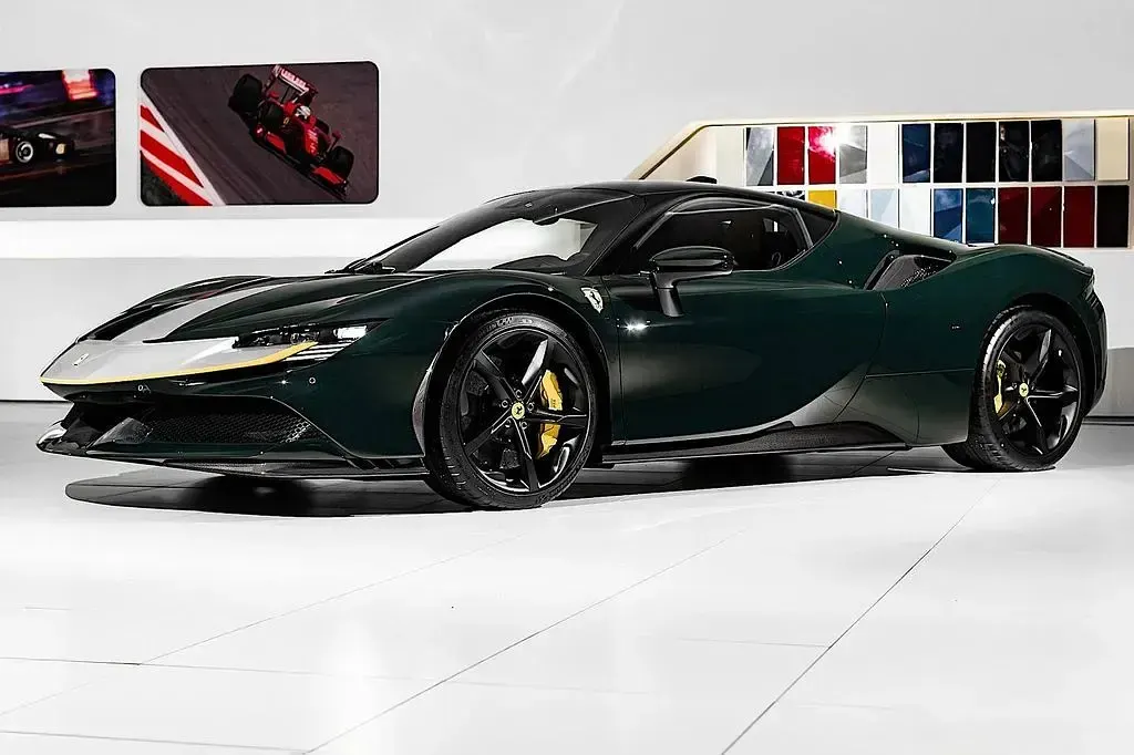Gebraucht Ferrari SF90 2024 Grün