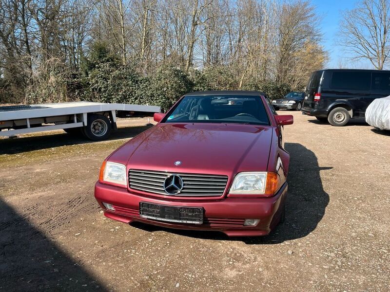 Rot Gebraucht 1990 Mercedes SL300 Cabrio | 14.300 € - Bild 1/4