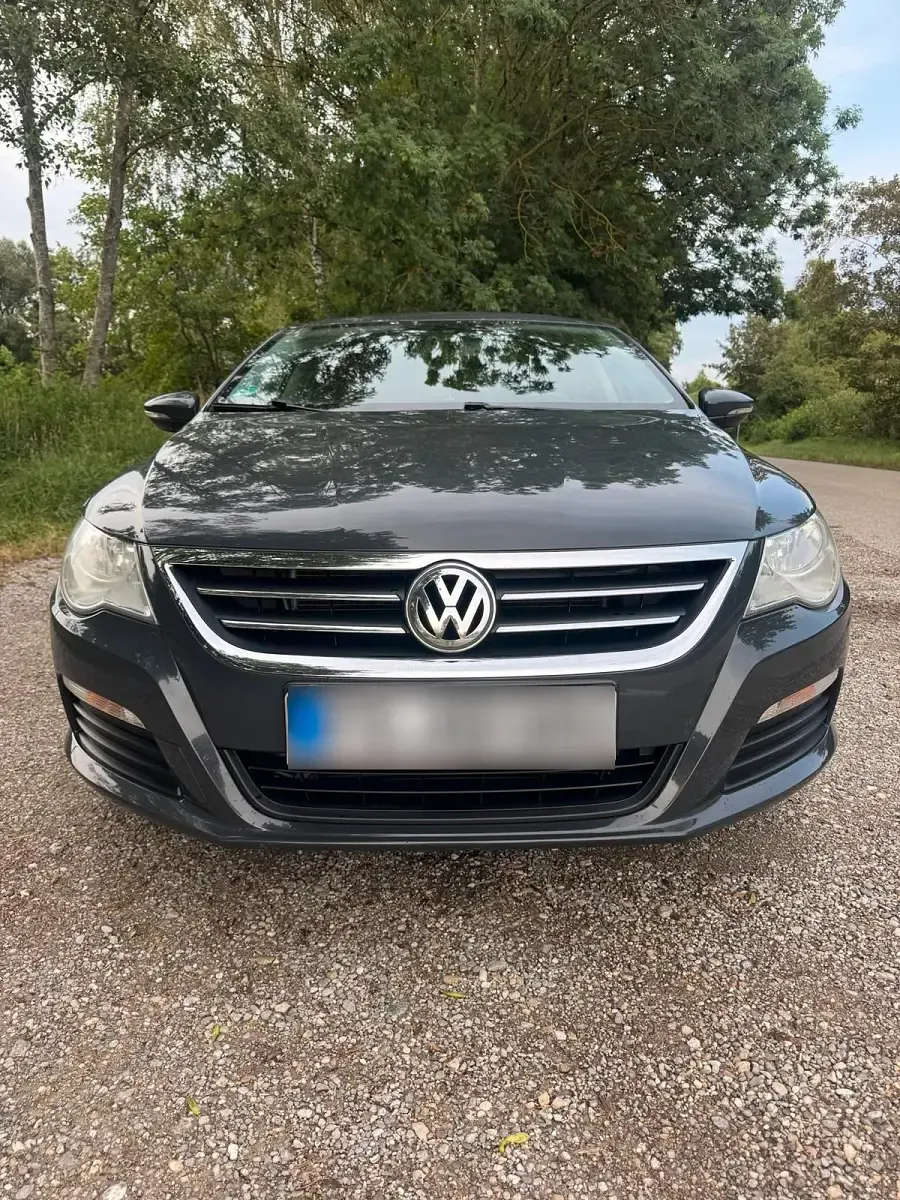 Gebraucht VW Passat 200 PS (147 kW) 2013 Grau Limousine