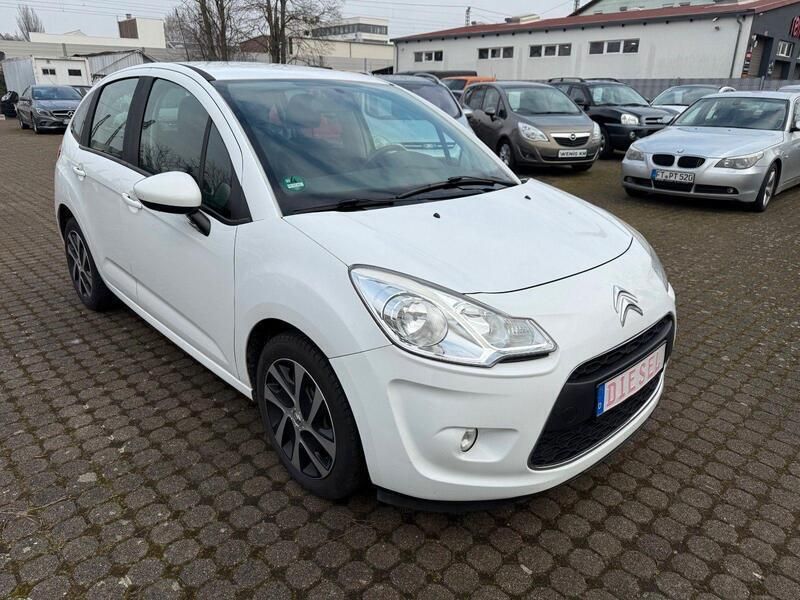 Weiß Gebraucht 2012 Citroën C3 Tendance Kleinwagen | 2.499 € (Etwas zu teuer) - Bild 1/4