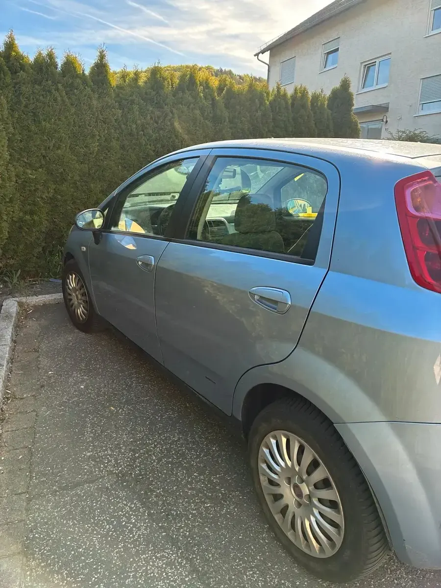Gebraucht Fiat Punto 77 PS (56 kW) 2006 Blau Kleinwagen