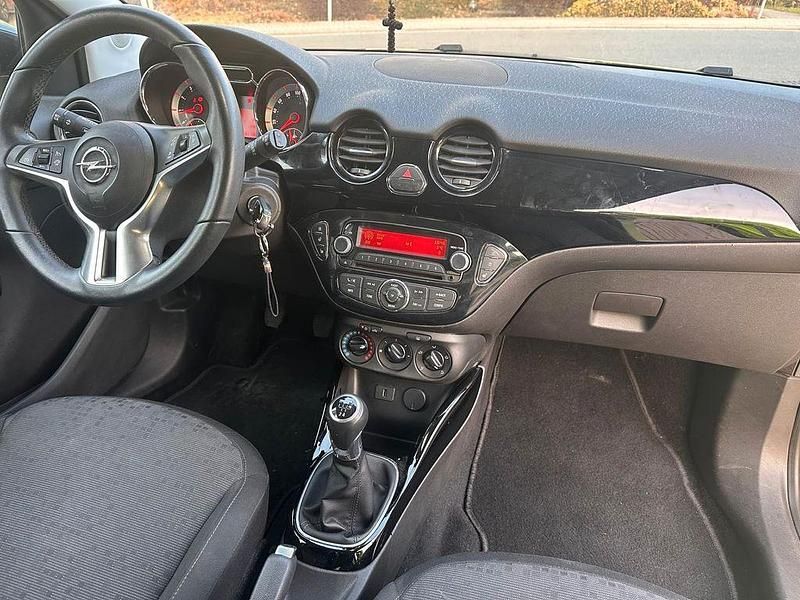 Gebraucht Opel Adam 70 PS (51 kW) 2016 Gelb Kleinwagen