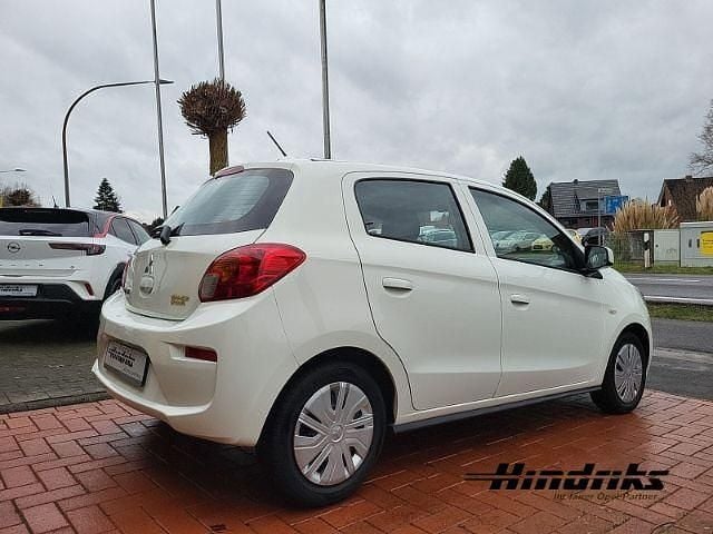 Usado Mitsubishi Space Star Edition 71 HP (52 kW) 2019 Branco Sedan