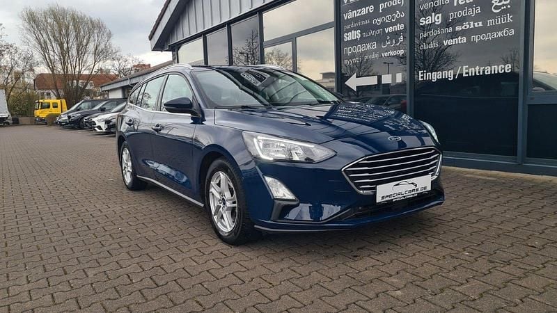Gebraucht Ford Focus Cool & Connect 101 PS (74 kW) 2020 Blau Kombi