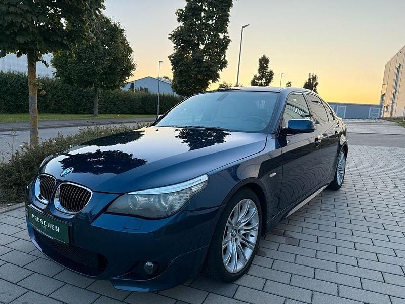 Blau Gebraucht 2008 BMW 530 Sport Line Limousine | 13.276 € - Bild 1/4
