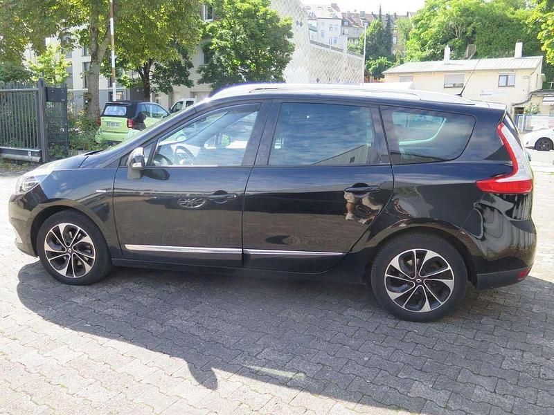 Schwarz Gebraucht 2014 Renault Scénic III Bose Edition Van / Kleinbus | 7.000 € (Fairer Preis) - Bild 1/4