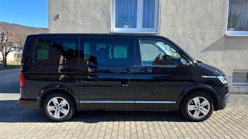 Gebraucht VW Multivan Highline 204 PS (150 kW) 2022 Schwarz Van
