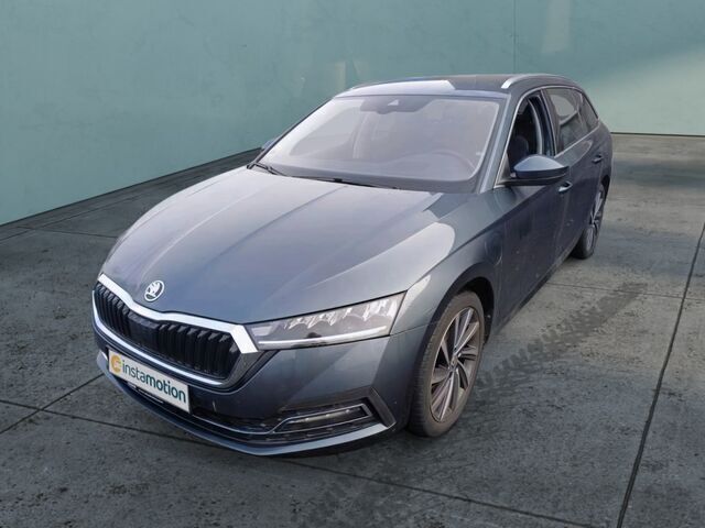 Grau Gebraucht 2021 Skoda Octavia Style Kombi | 26.380 € (Etwas zu teuer) - Bild 1/2
