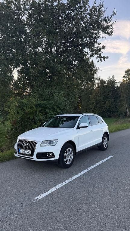 Weiß Gebraucht 2015 Audi Q5 SUV | 14.000 € (Fairer Preis) - Bild 1/4