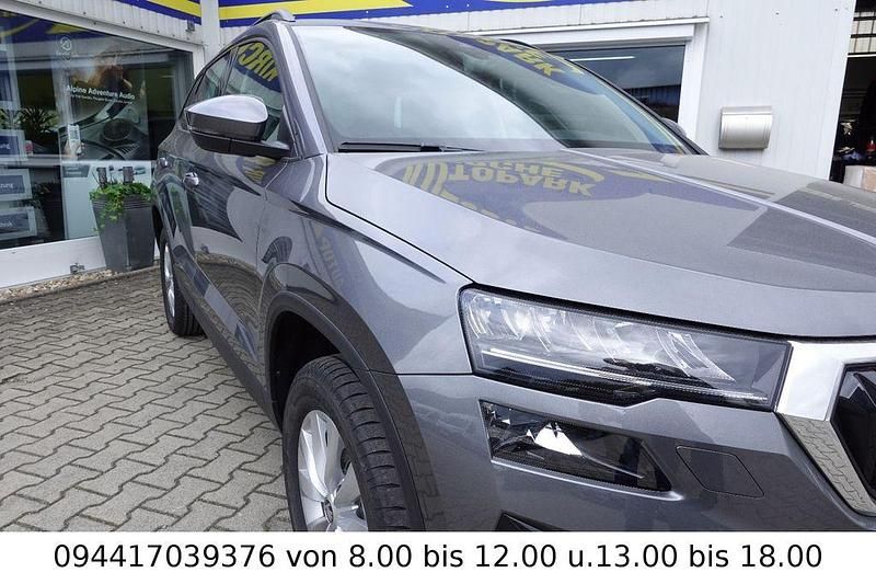 Neu Skoda Karoq Selection 150 PS (110 kW) 2025 Grau SUV