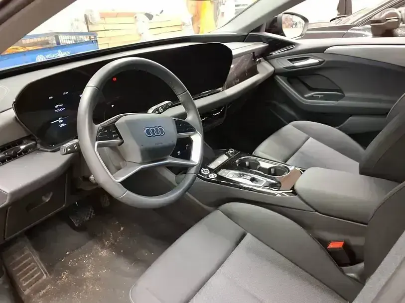 Gebraucht Audi A6 e-tron Ambiente 210 kW (286 PS) 2025 Mythosschwarz Kombi