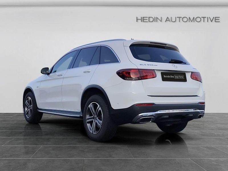 Gebraucht Mercedes GLC300e 194 PS (142 kW) 2021 Weiß SUV