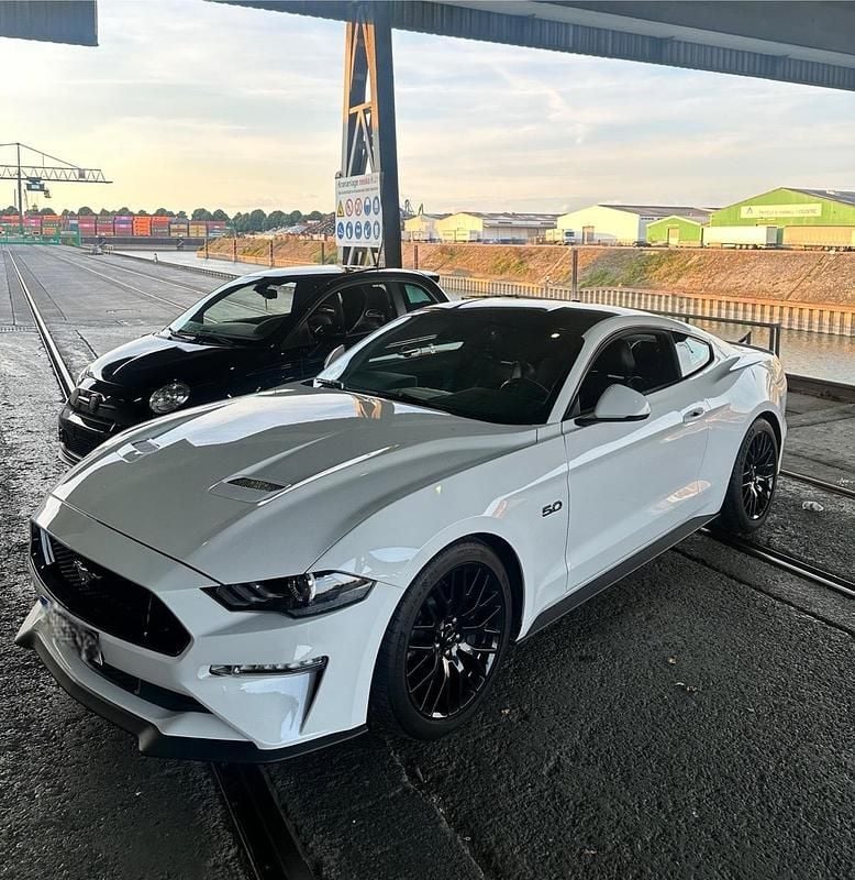 Weiß Gebraucht 2020 Ford Mustang GT Coupé | 41.000 € (Guter Preis) - Bild 1/4