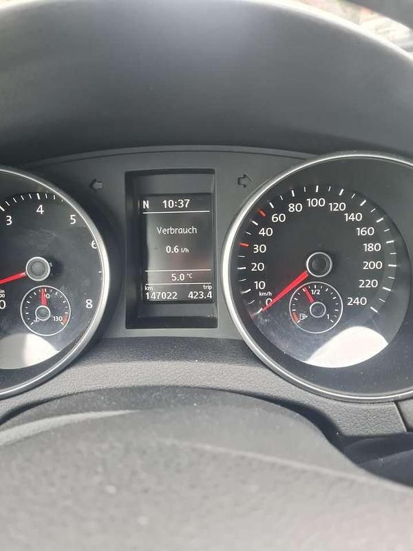 Gebraucht VW Golf Cabriolet Basis 160 PS (117 kW) 2012 Violett Cabrio