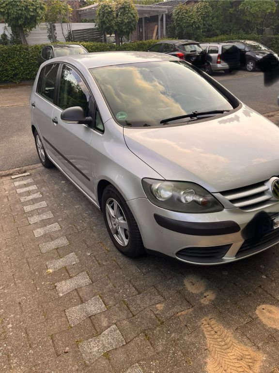 Silber Gebraucht 2007 VW Golf Plus Comfortline Van / Kleinbus | 1.700 € (Superpreis) - Bild 1/4