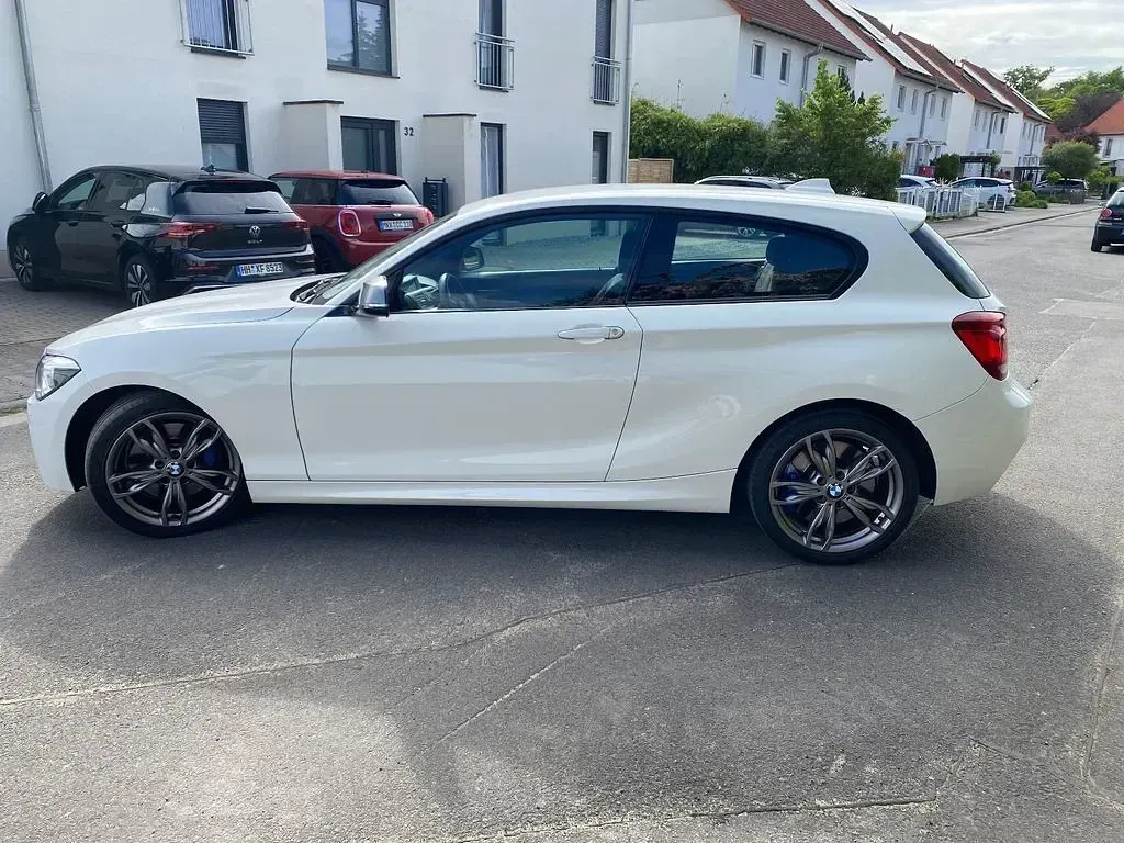 Gebraucht BMW 135 Sport Line 320 PS (235 kW) 2013 Weiß Kleinwagen
