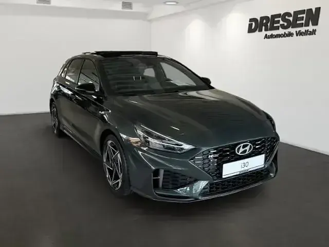 Neu Hyundai i30 N Line 140 PS (102 kW) 2026 Gruen Limousine