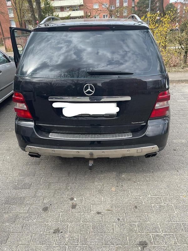 Gebraucht Mercedes ML320 2008 Schwarz SUV