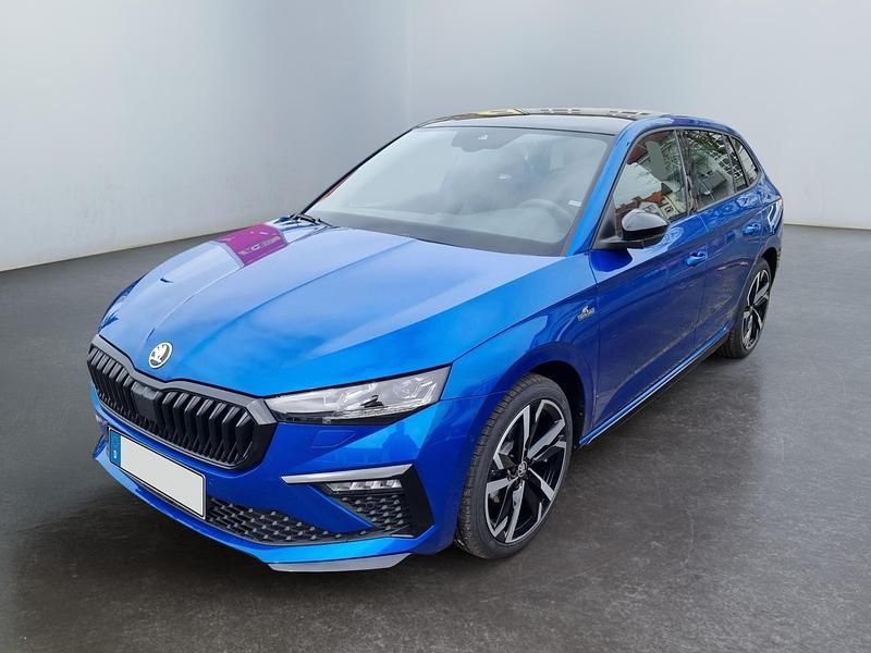 Race blau metallic/blau Neu 2025 Skoda Scala Kleinwagen | 25.900 € (Teuer) - Bild 1/1